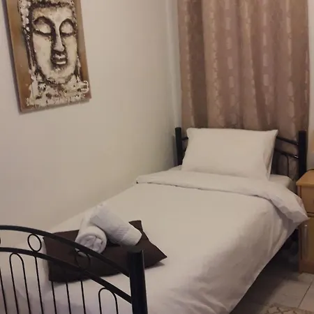 Hostel Ray'S Lodge *